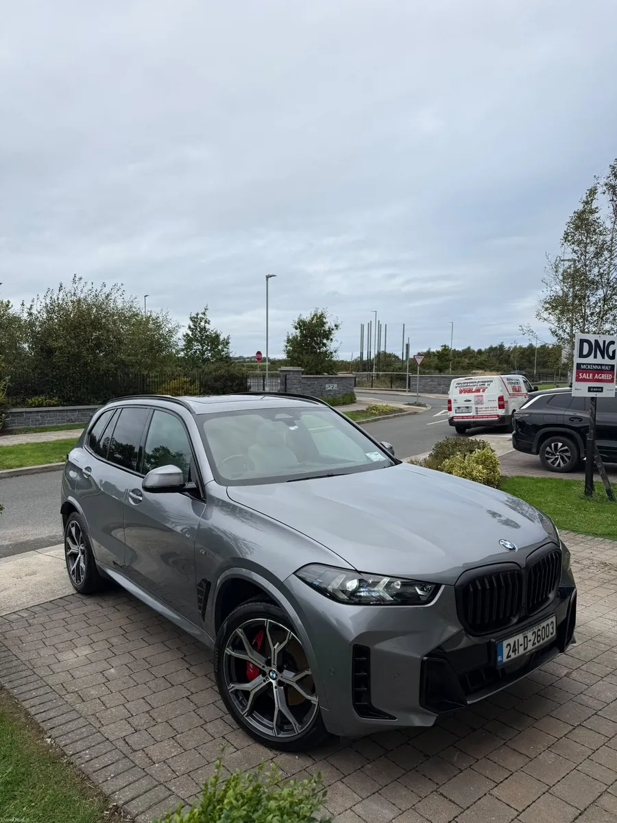 Bmw X5 msport **PAN ROOF** - Image 1