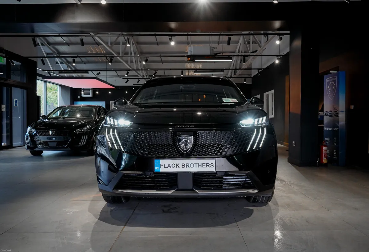 2026 Peugeot 5008 GT Exclusive 1.2 MHEV 145bhp - Image 2