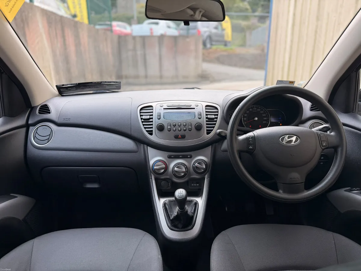 Hyundai i10 2013///IDEAL STARTER CAR/// - Image 6