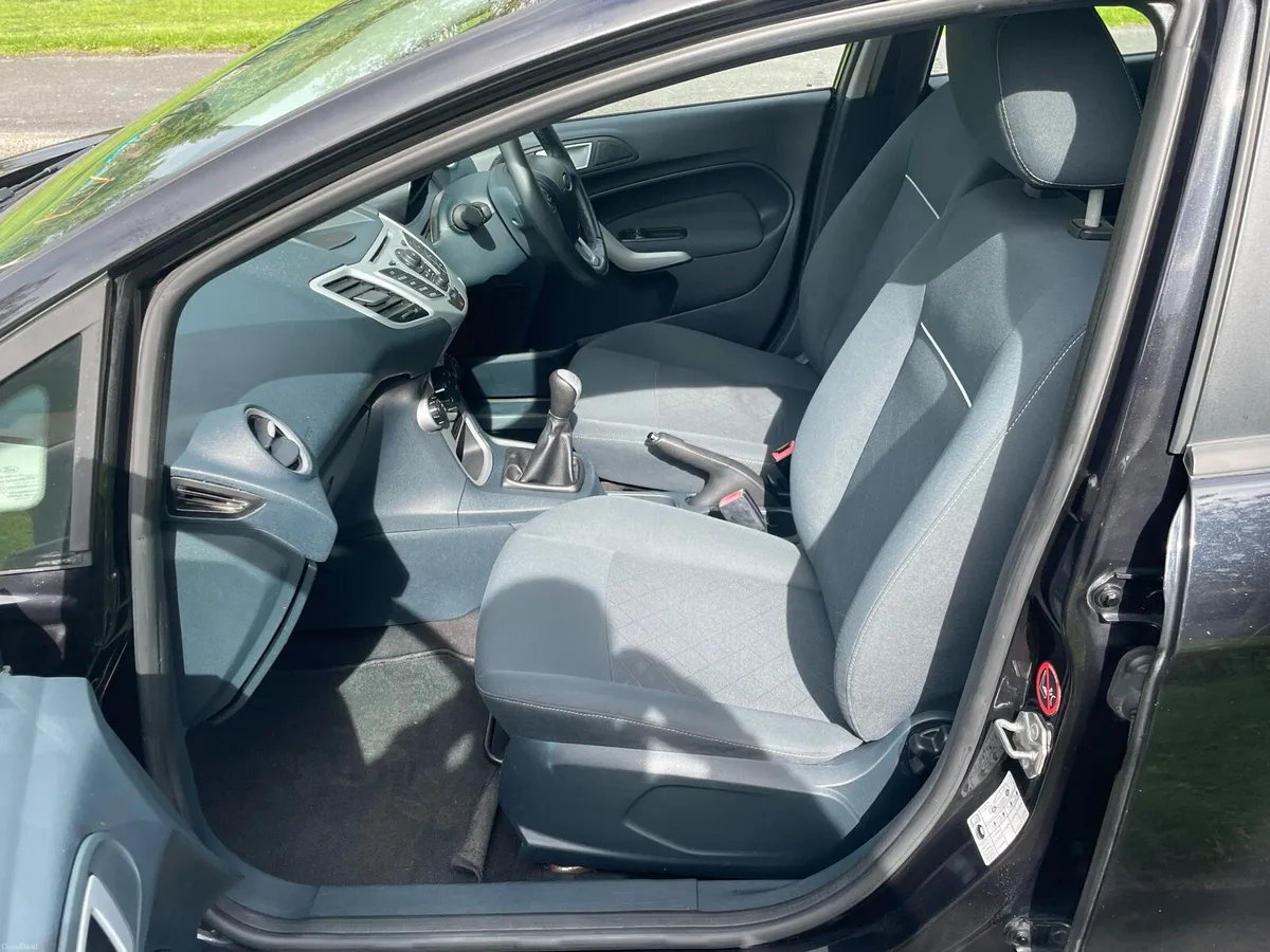 Ford fiesta Nct 8/27 - Image 6