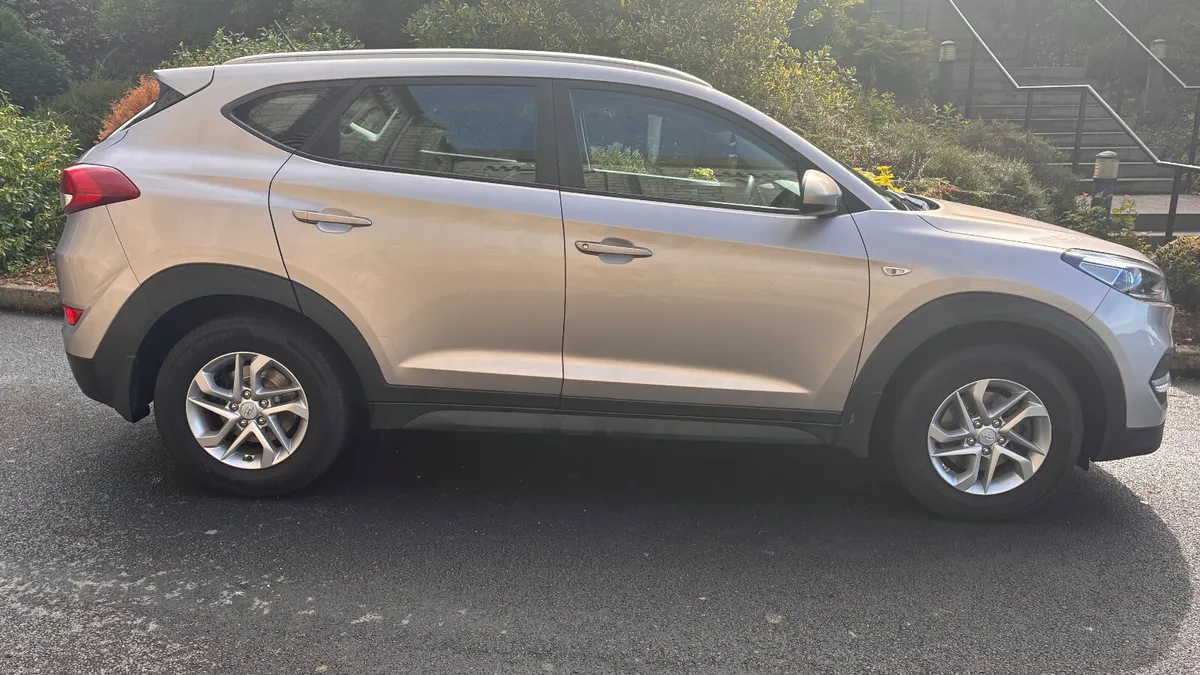 Mitsubishi Outlander 2018 - Image 2