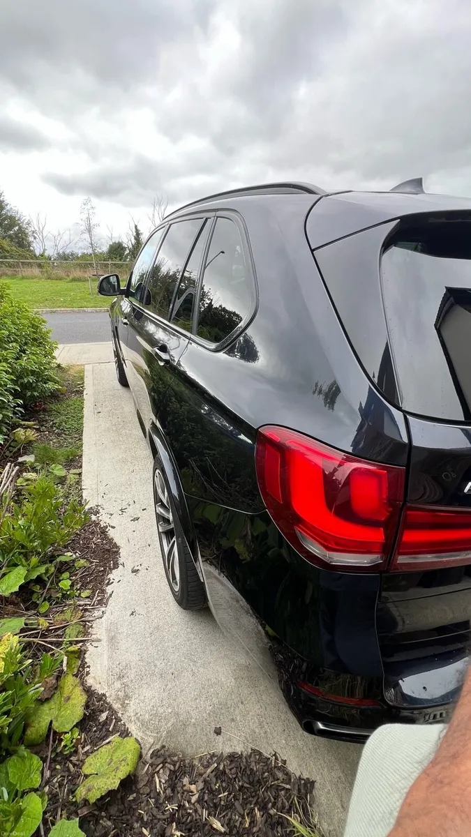 BMW X5 m sport, plug in hybrid 2015. - Image 5