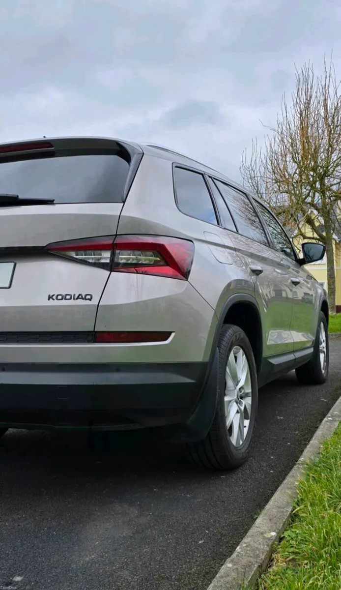 Skoda Kodiaq Auto Diesel - 1 pr Owner - Low mileag - Image 4