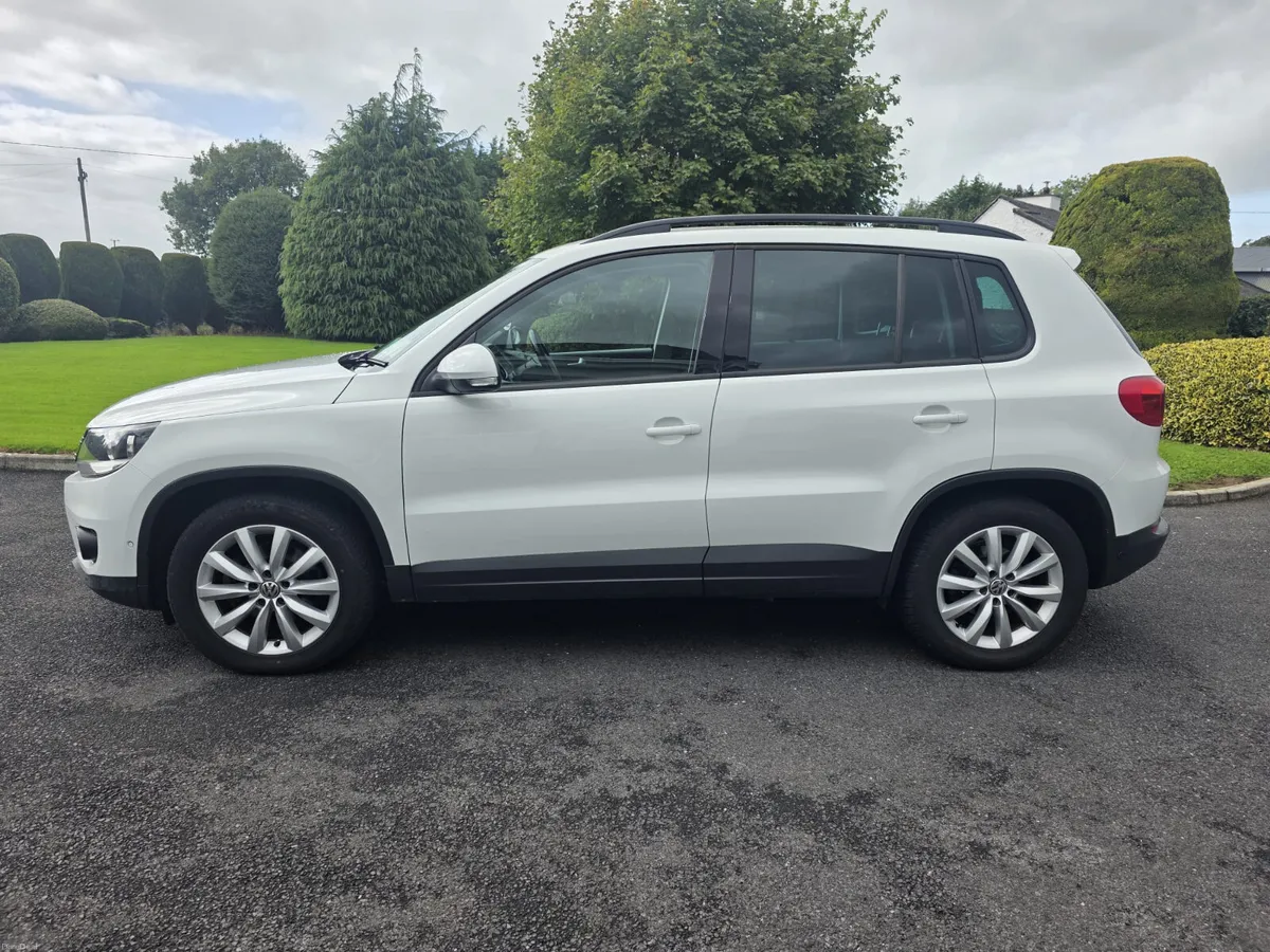 VOLKSWAGON TIGUAN 2O.L TDI...LOW MILES - Image 3