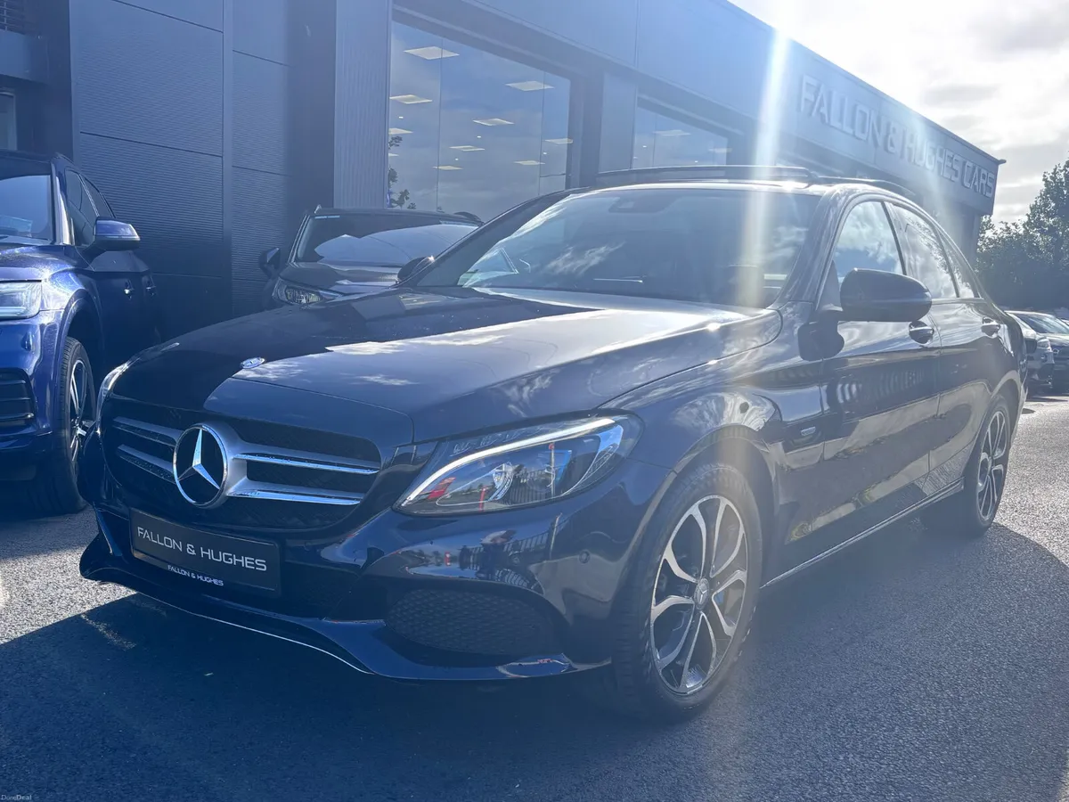 MERCEDES BENZ C350e  PREMIUM PLUS // PAN SUNROOF - Image 6