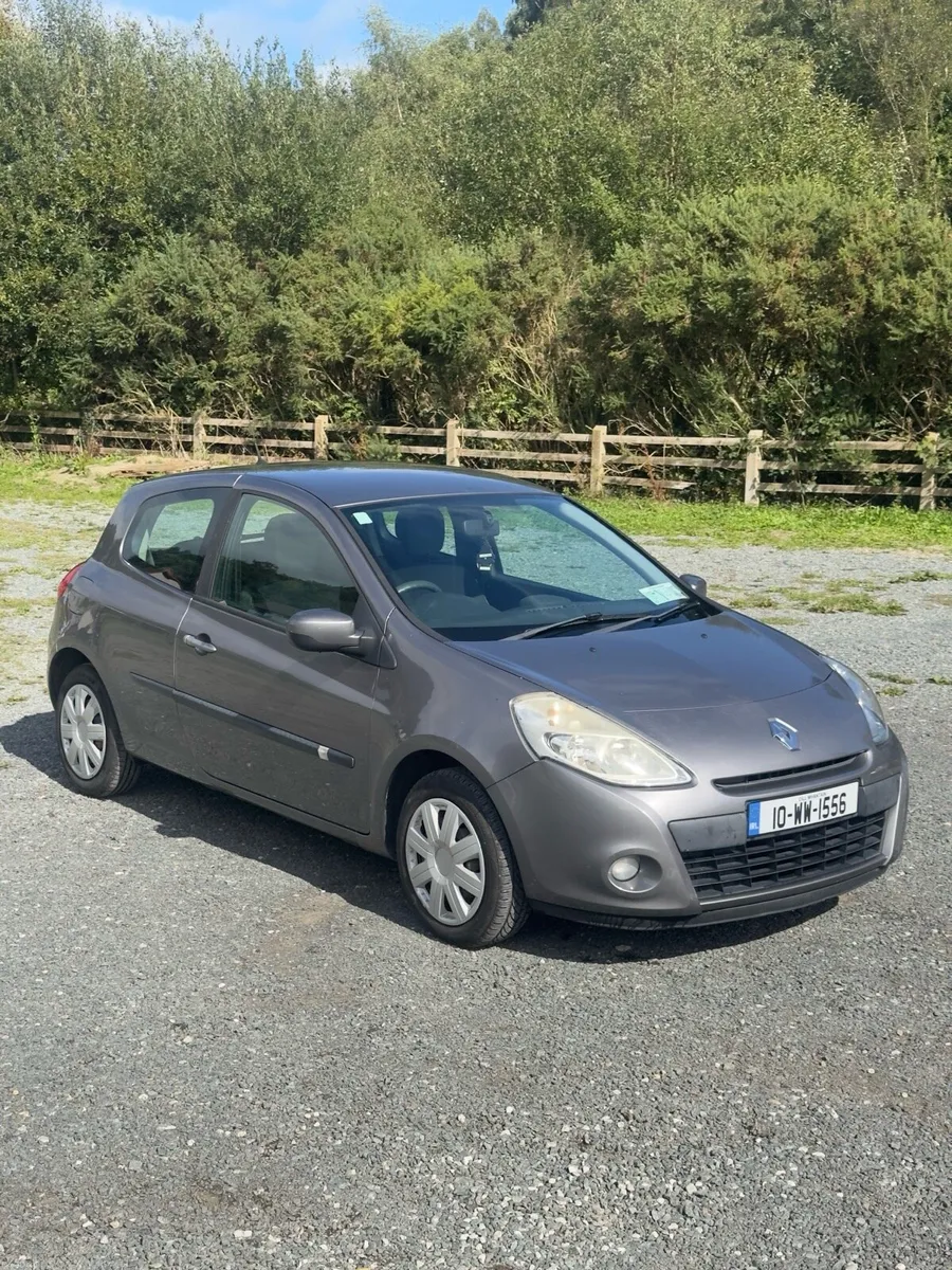 Renault Clio - Image 1