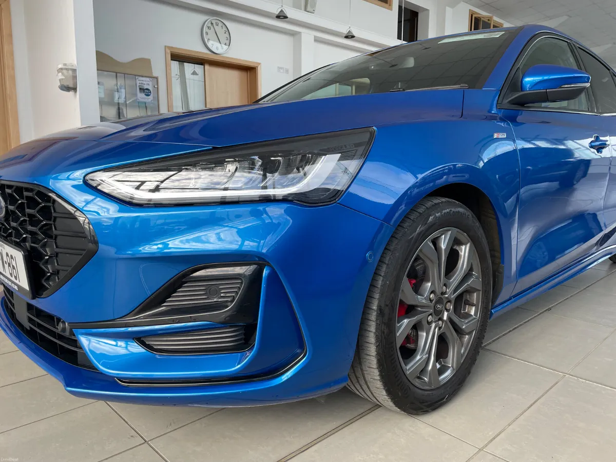 Ford Focus 1.0 EcoBoost Petrol - Image 4