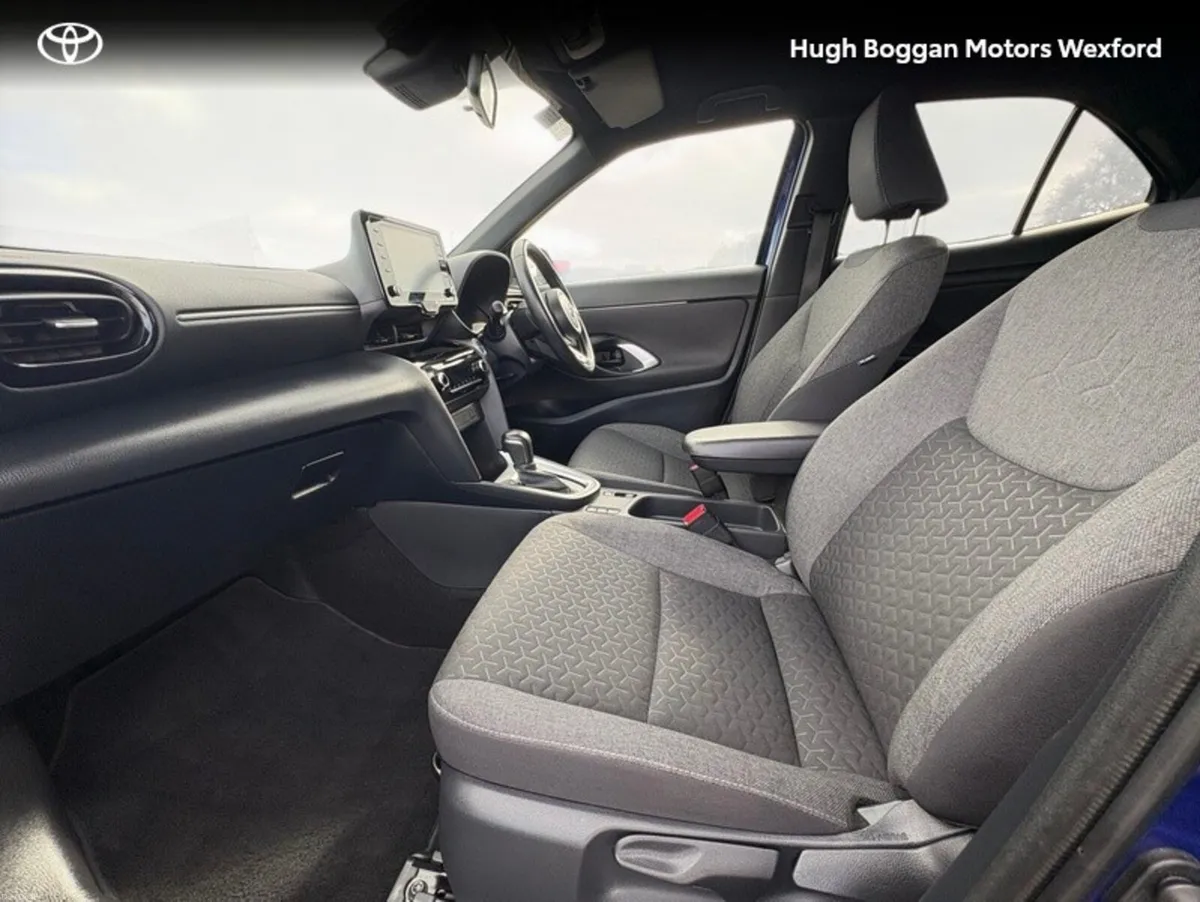 Toyota Yaris Cross LUNA SPORT - Image 6