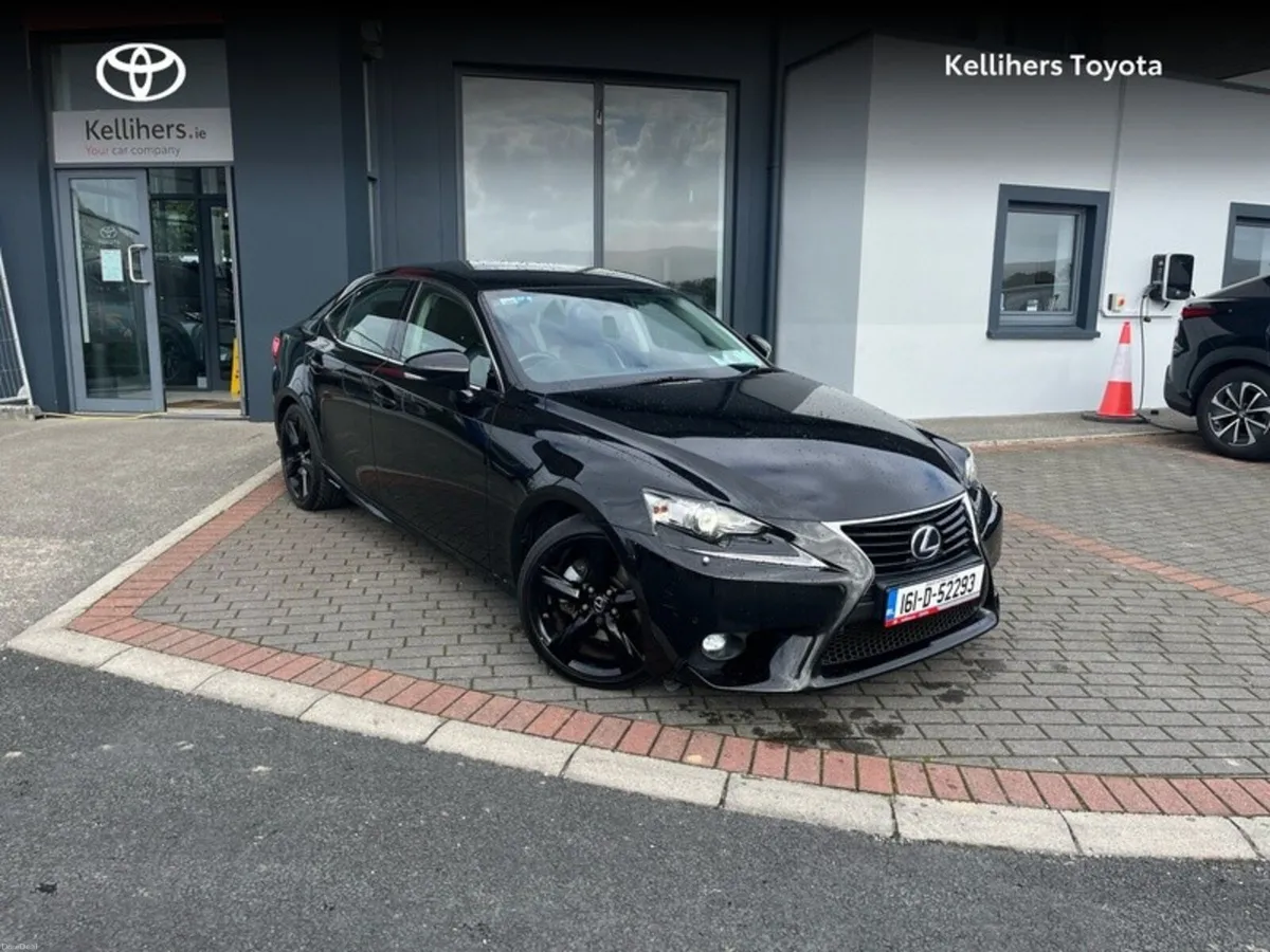 Lexus IS 300H SPORT - Image 1