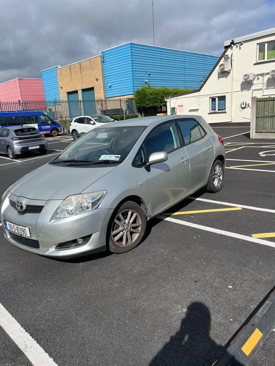Toyota Auris 1.4 Diesal Automatic 2009 - Image 1