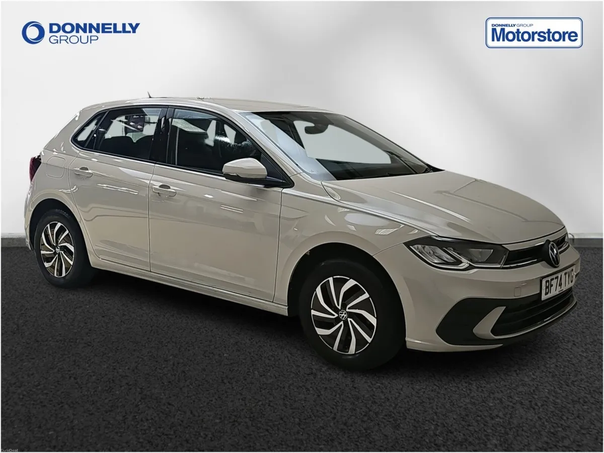 Volkswagen Polo 1.0 Life 5dr - Image 1