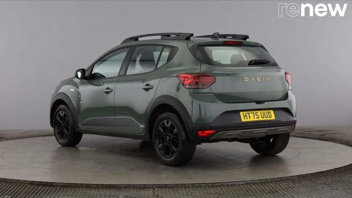 Dacia Sandero Stepway 1.0 TCe Extreme 5dr - Image 2
