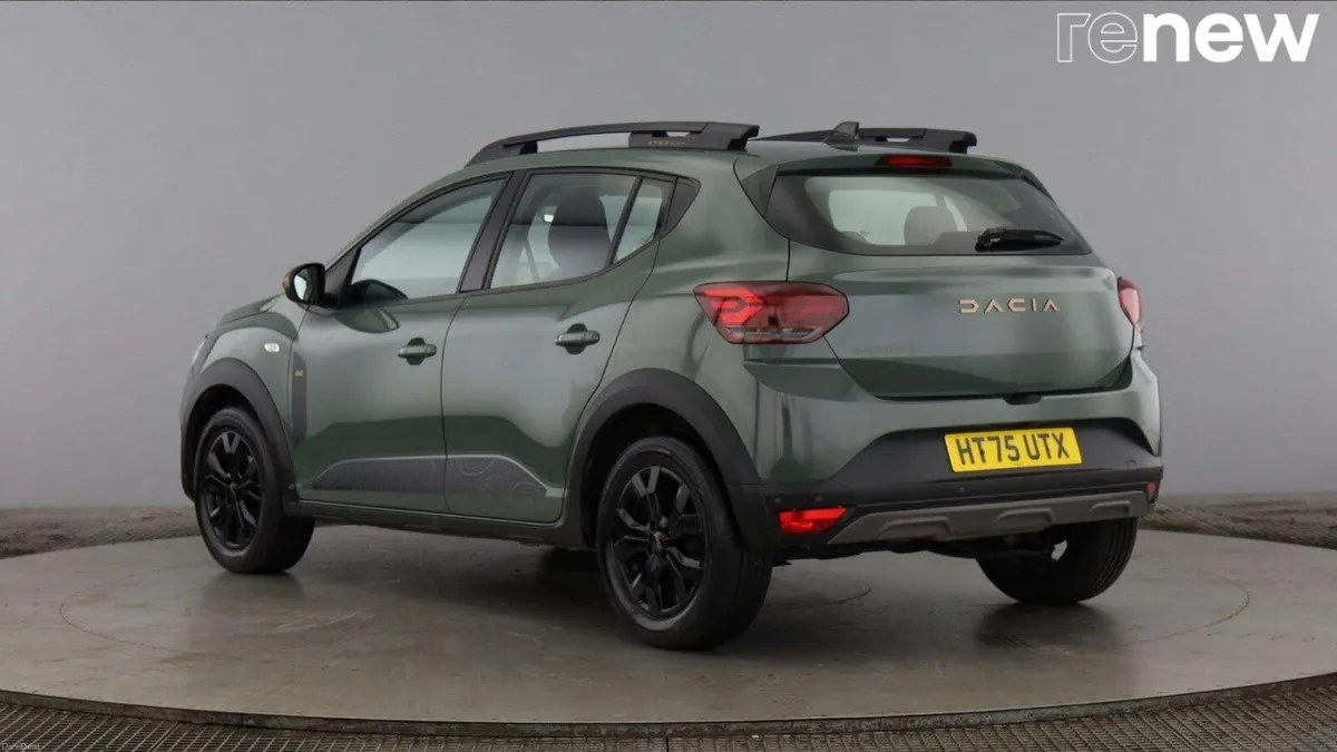Dacia Sandero Stepway 1.0 TCe Extreme 5dr - Image 2