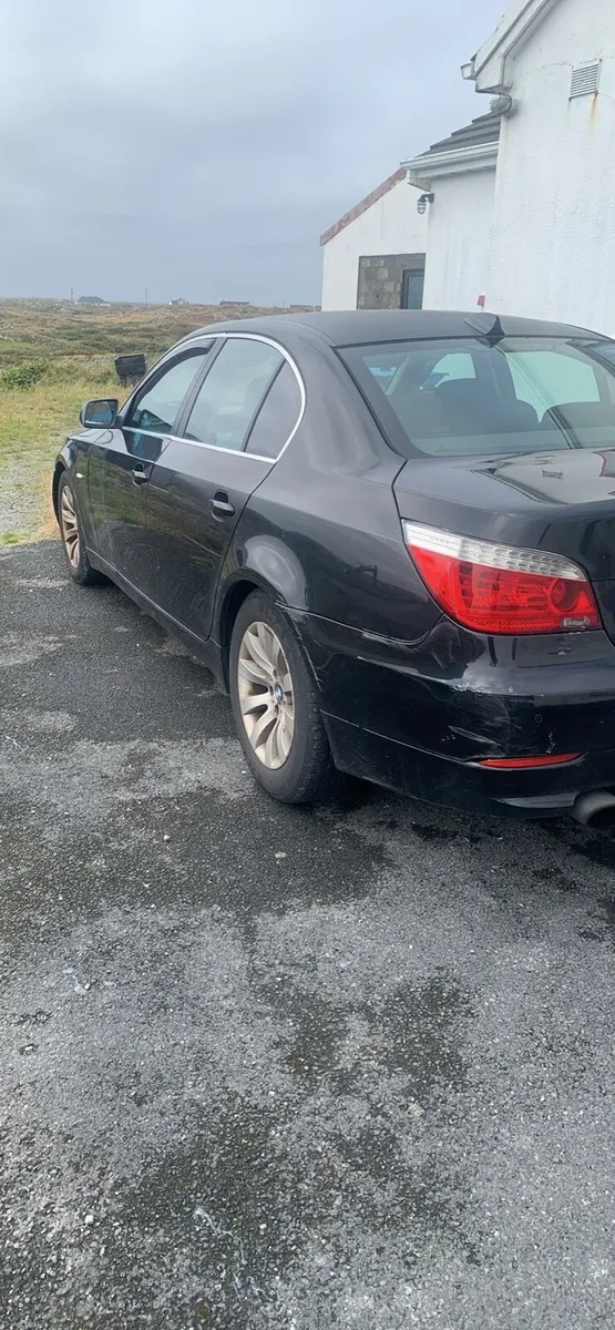 BMW 520 2008 - Image 2