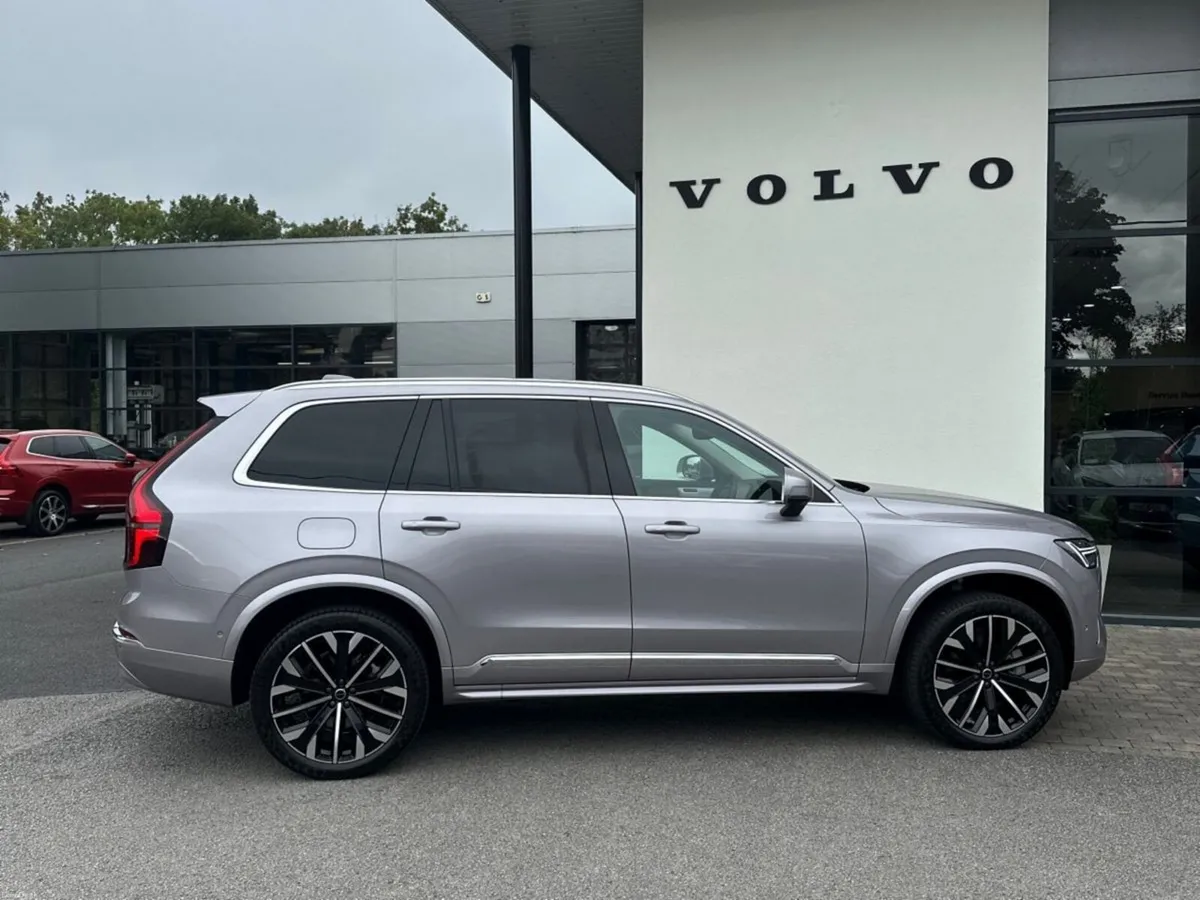 Volvo XC90 XC90 T8 ULTRA Bright AWD PHEV - Image 5