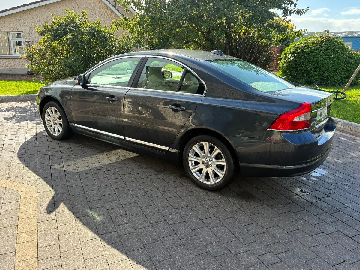 2010 Volvo S80 low miles one owner - Image 4