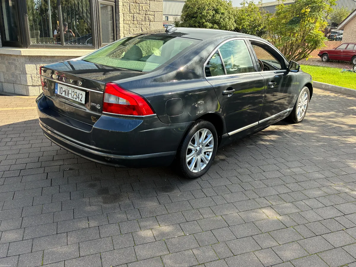 2010 Volvo S80 low miles one owner - Image 6