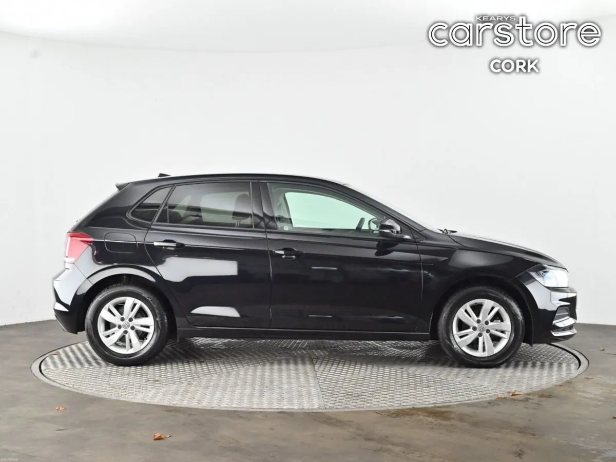 Volkswagen Polo TSI COMFORT LINE - Image 2