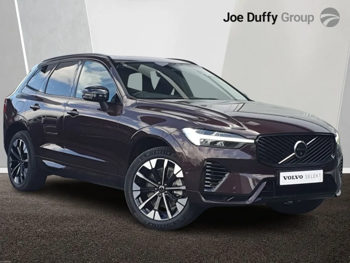Volvo XC60 T6 AWD PHEV Plus Dark with PLUS PACK, N - Image 1