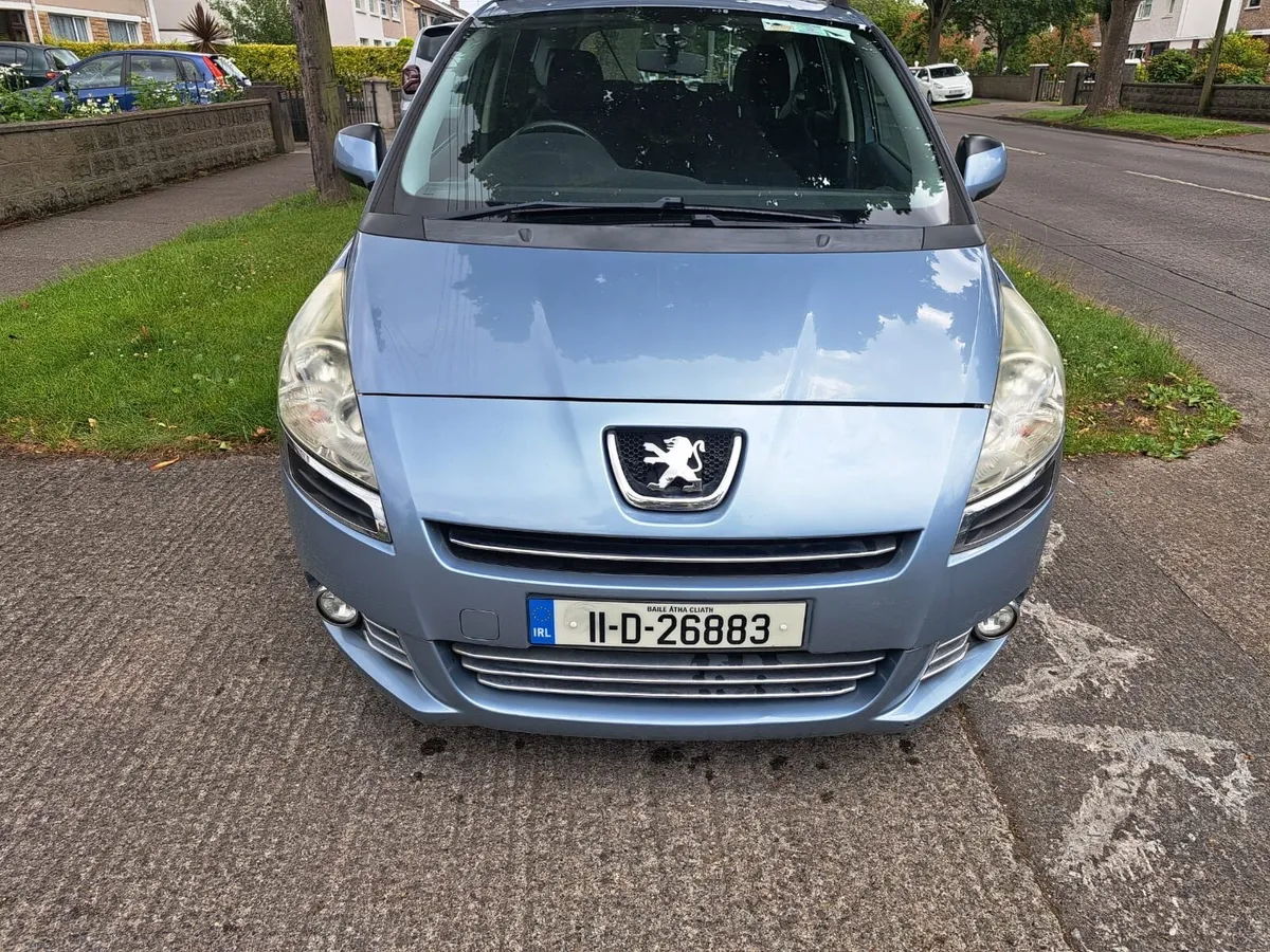 Peugeot 5008 - Image 1