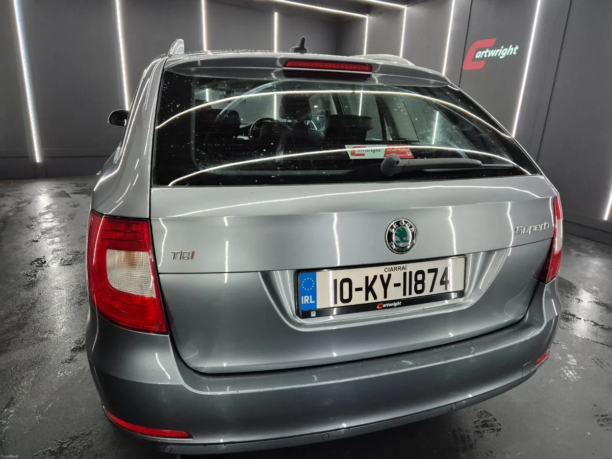 Skoda Superb 2010 - Image 6