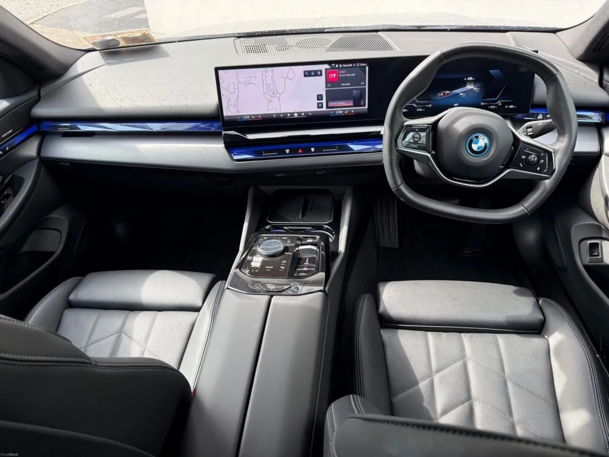 BMW i5 eDrive40 Sport Edition Saloon - Image 5