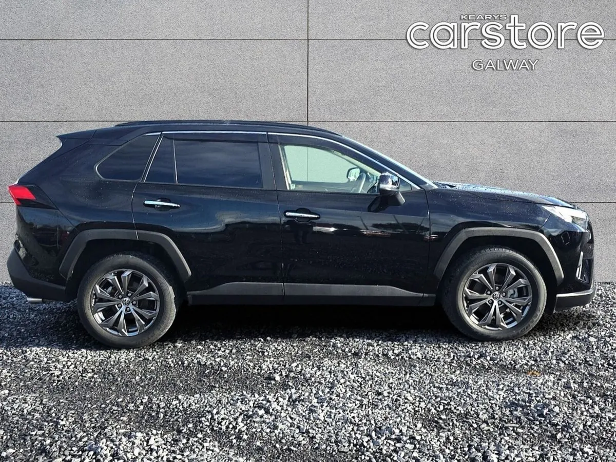 Toyota RAV4 Hybrid G 4WD - Image 2
