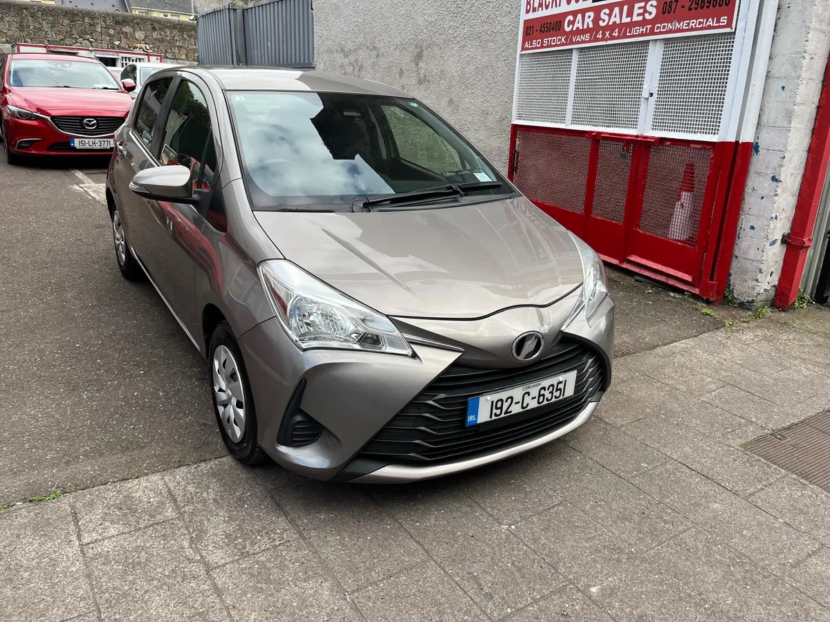 Toyota Vitz 2019 - Image 4