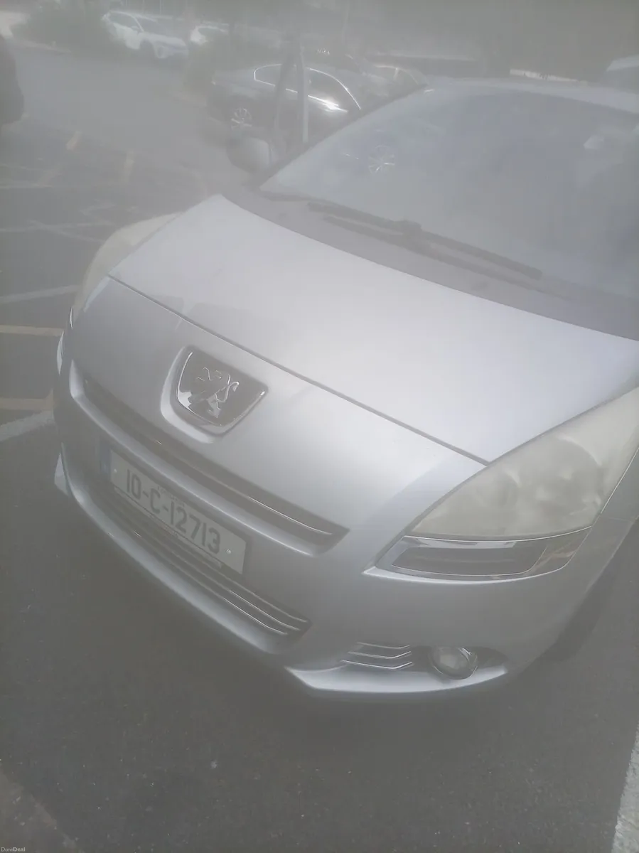 Peugeot 5008 2010 - Image 5