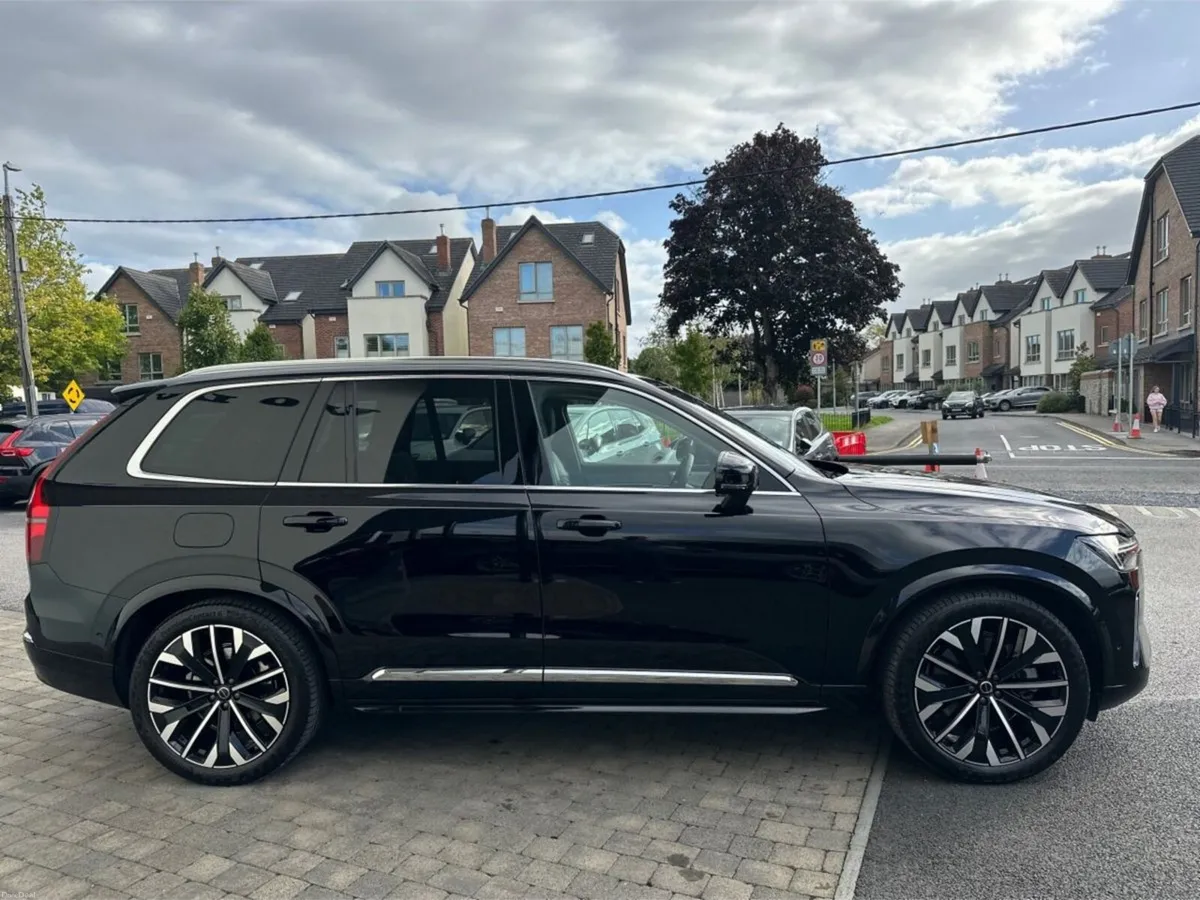 Volvo XC90 XC90 T8 ULTRA Bright AWD PHEV - Image 4
