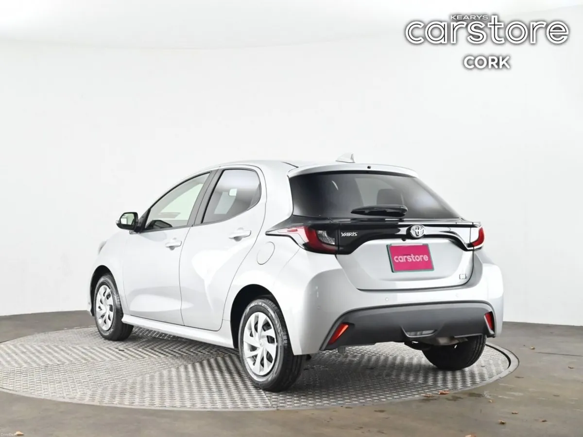 Toyota Yaris 1.5 - Image 3