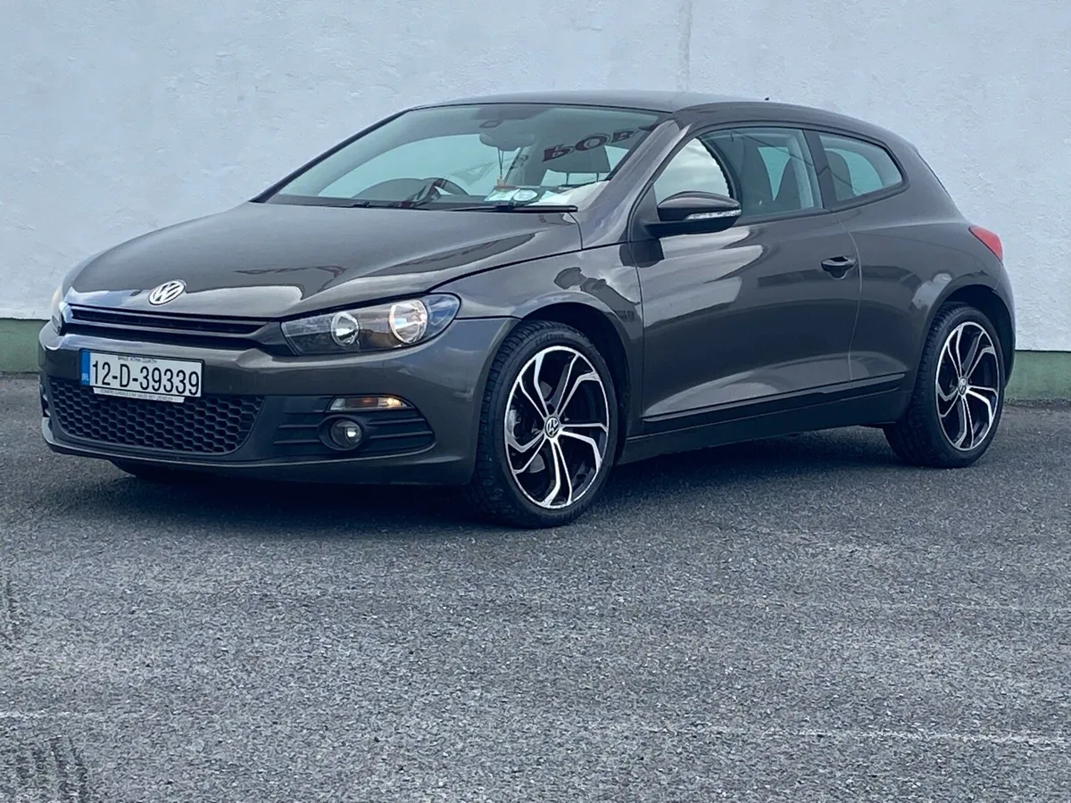 Volkswagen Scirocco 2.0 TDi low mileage - Image 2