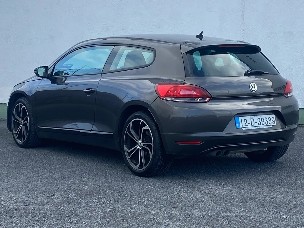 Volkswagen Scirocco 2.0 TDi low mileage - Image 4