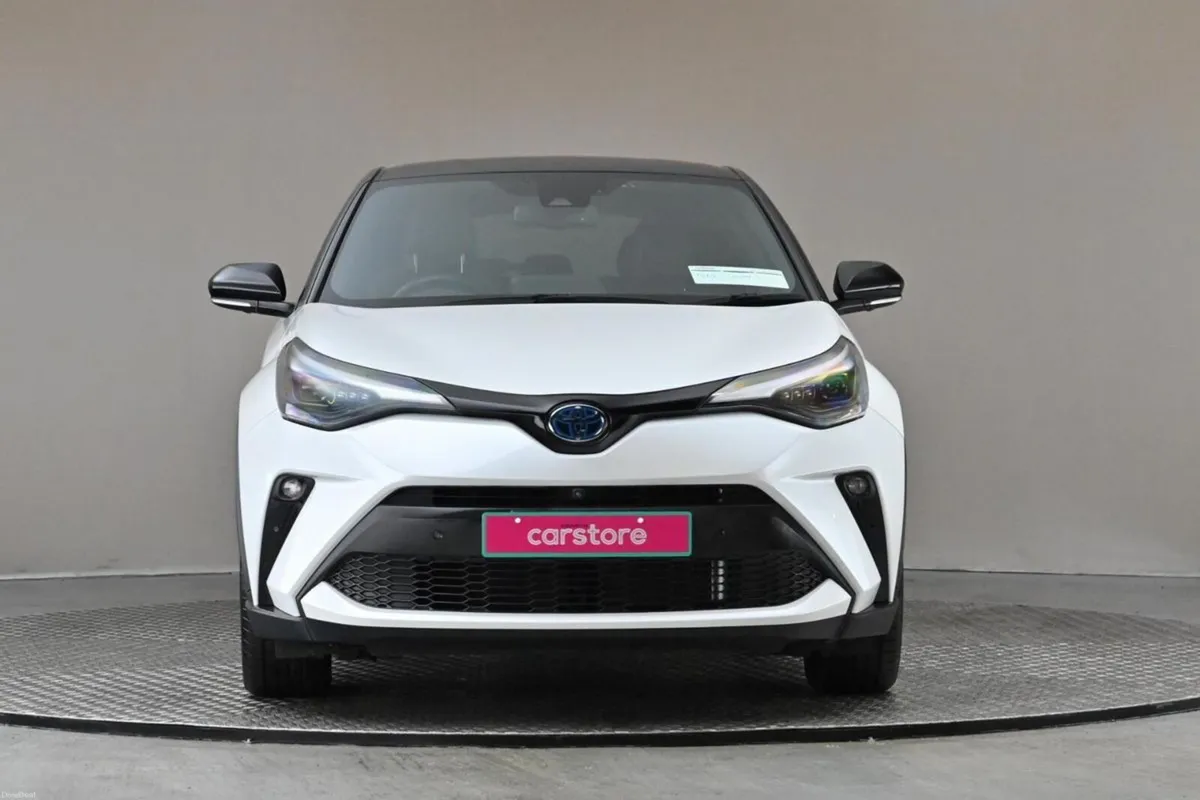 Toyota C-HR 1.8 HYBRID **BI-TONE ROOF**HALF LEATHE - Image 2