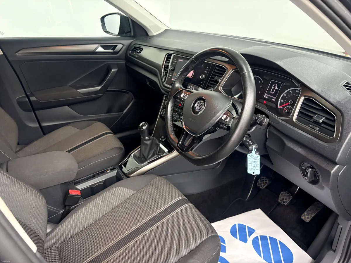 Volkswagen T-Roc SE 1.0 Tsi 2018 - Image 2