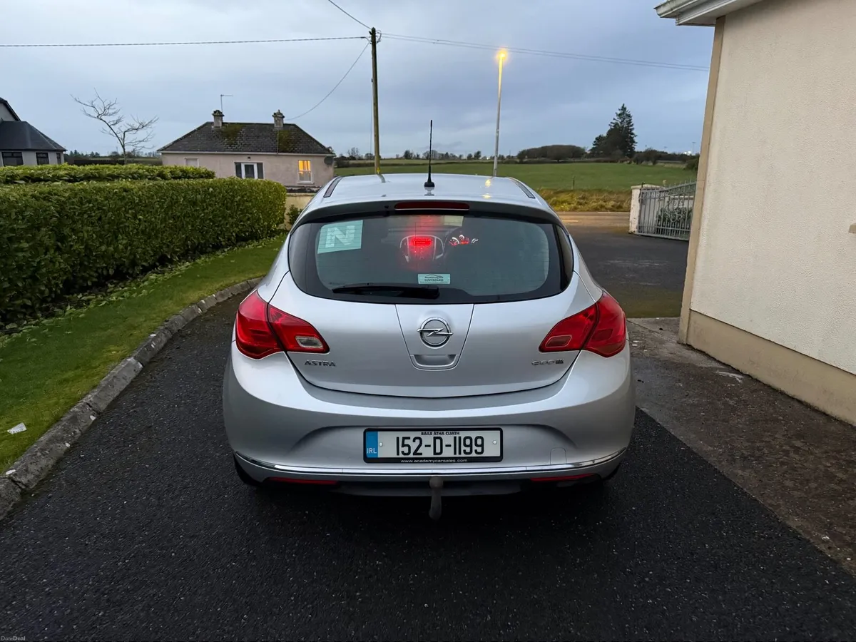 Opel Astra 2015 - Image 5