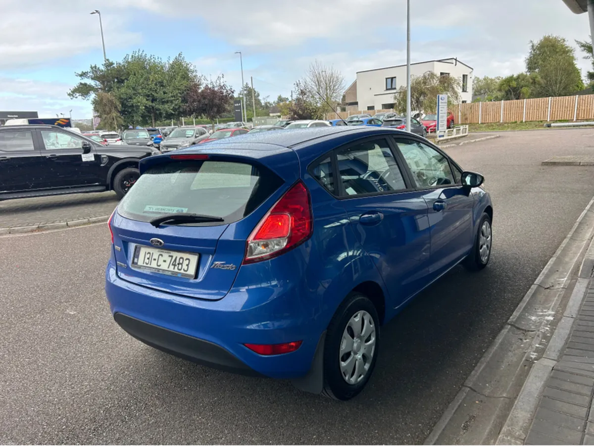 Ford Fiesta ZETEC 1.0 65PS M5 4DR MCA CB1 CNN - Image 6