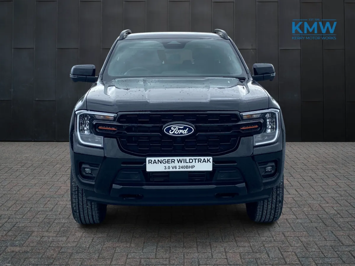 Ford Ranger WILDTRAK 3.0L V6 AUTOMATIC - Image 2