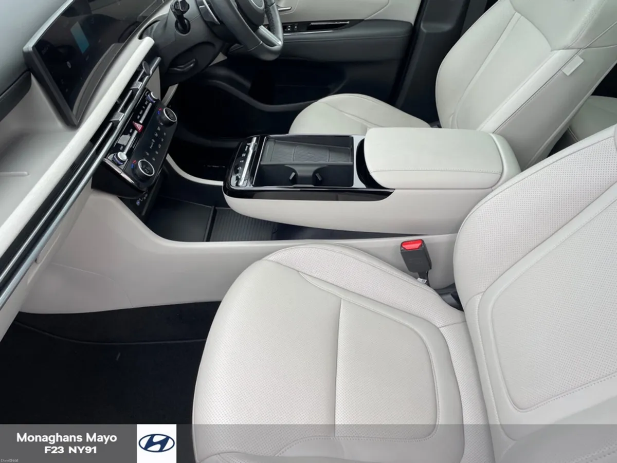 Hyundai Tucson PLATINUM PHEV AUTO 2WD - Image 3