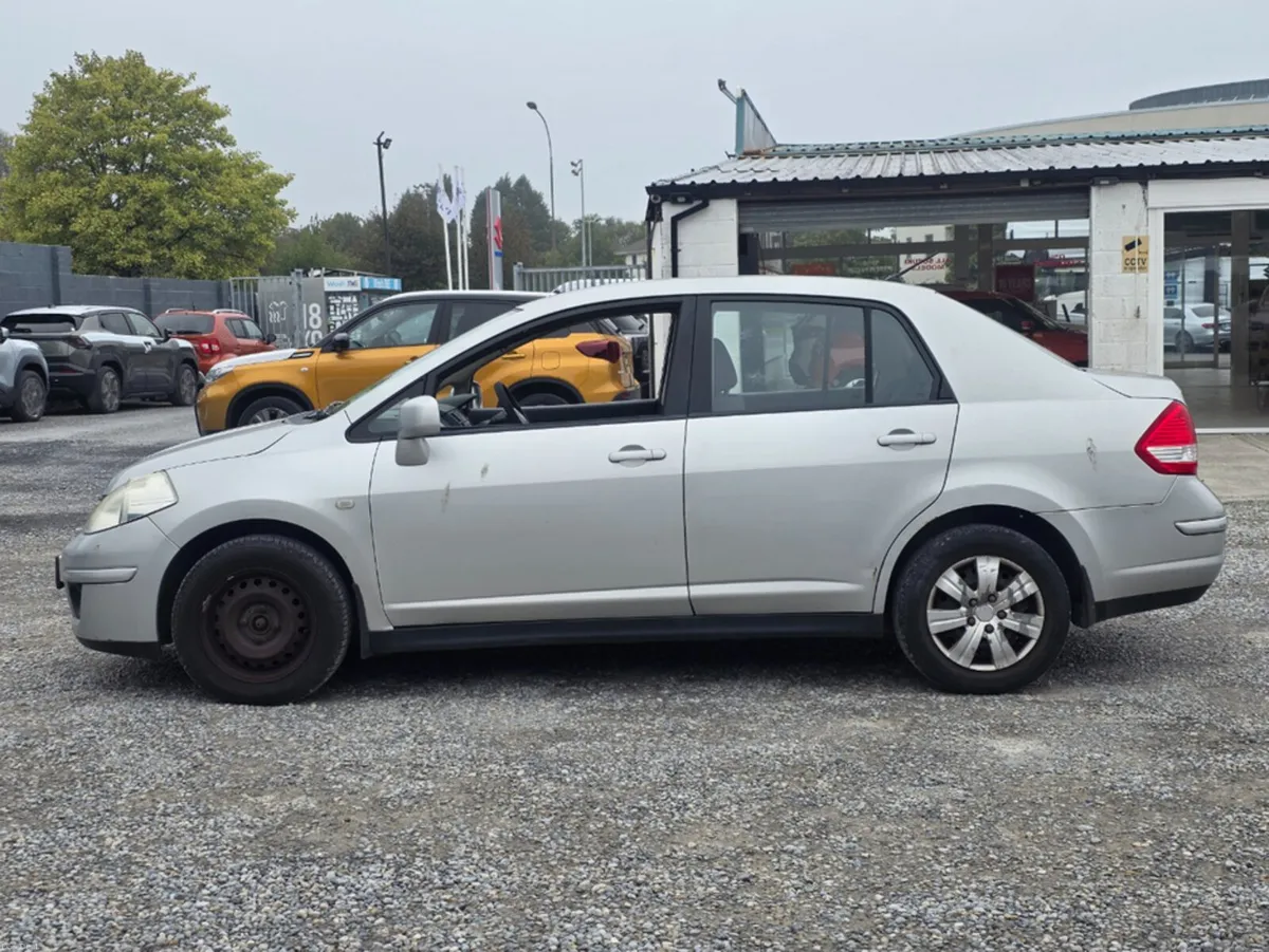 Nissan Tiida 1.6 SE 4DR - Image 4