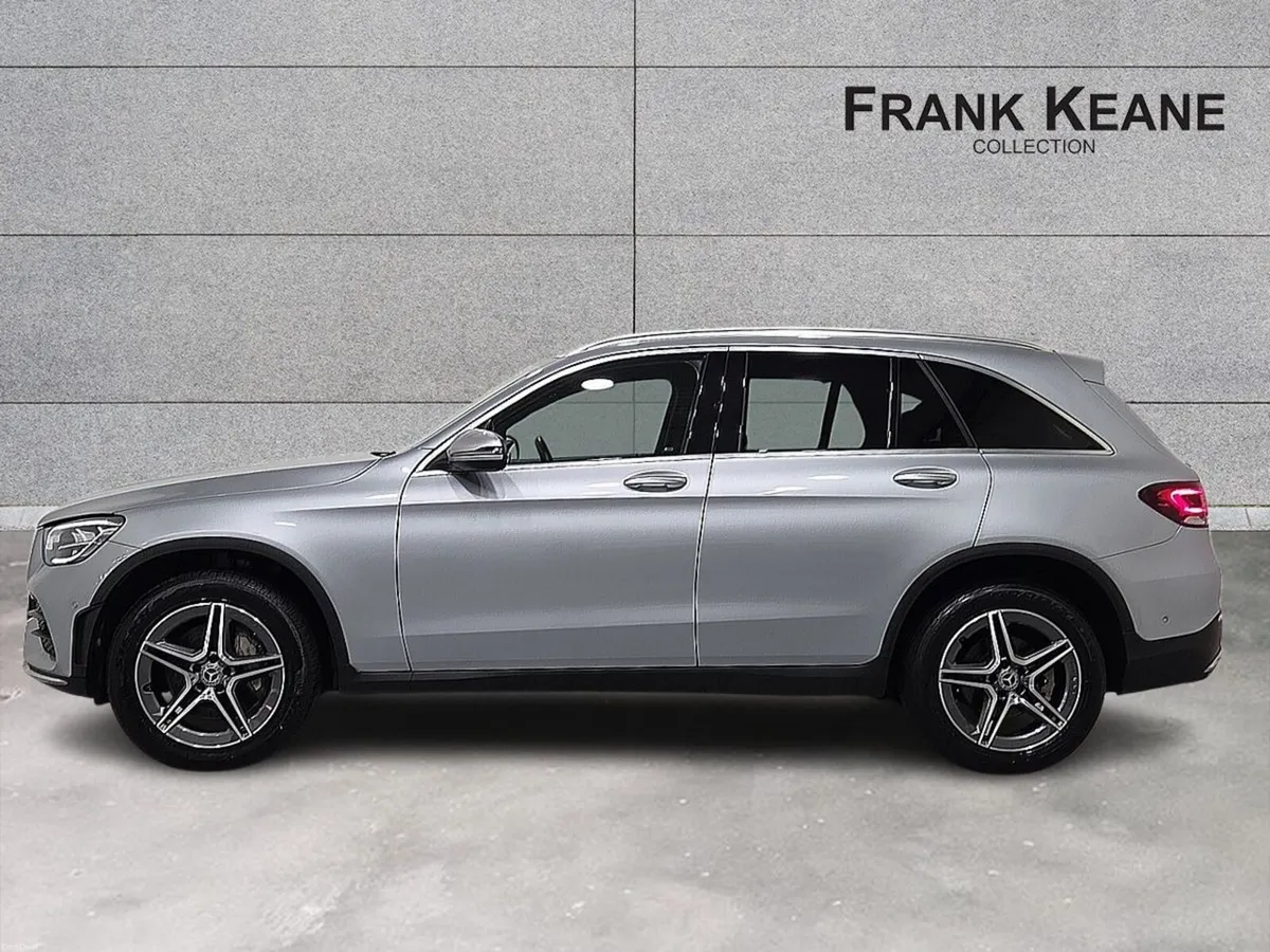 Mercedes-Benz GLC GLC300 4M AMG Line - Image 3