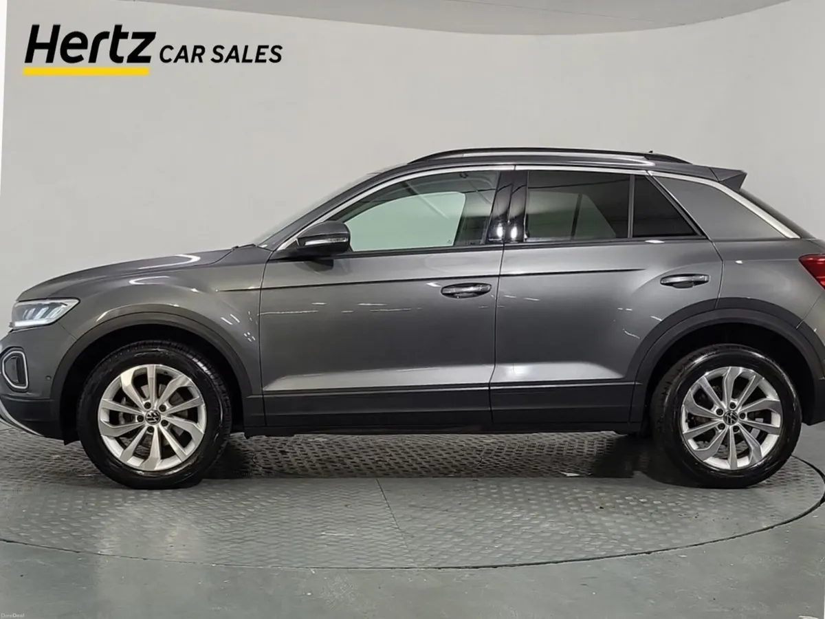 Volkswagen T-Roc SPEC ED Petrol Manual - Image 2