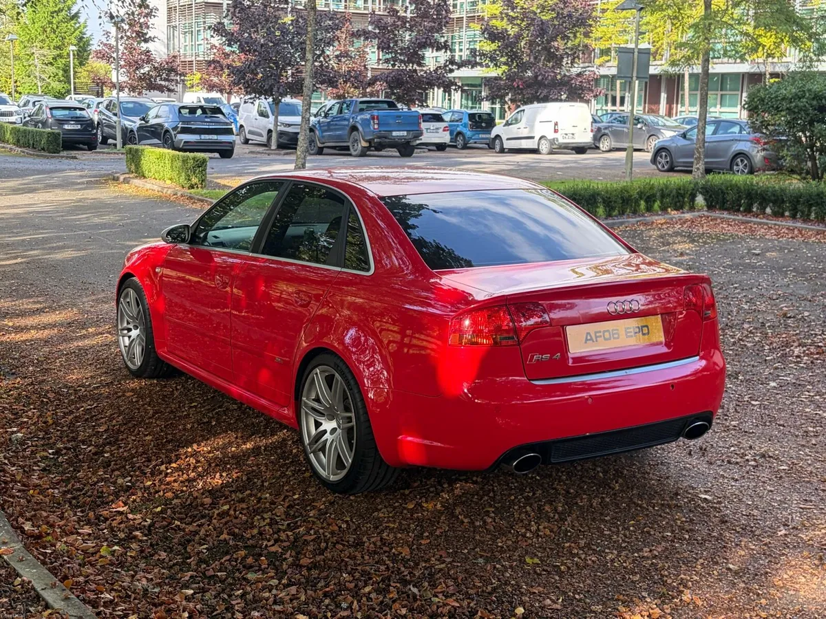 Audi Rs4 B7 4.2 V8 - Image 4