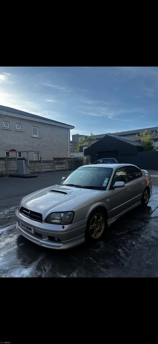 Subaru legacy b4 twin turbo - Image 1