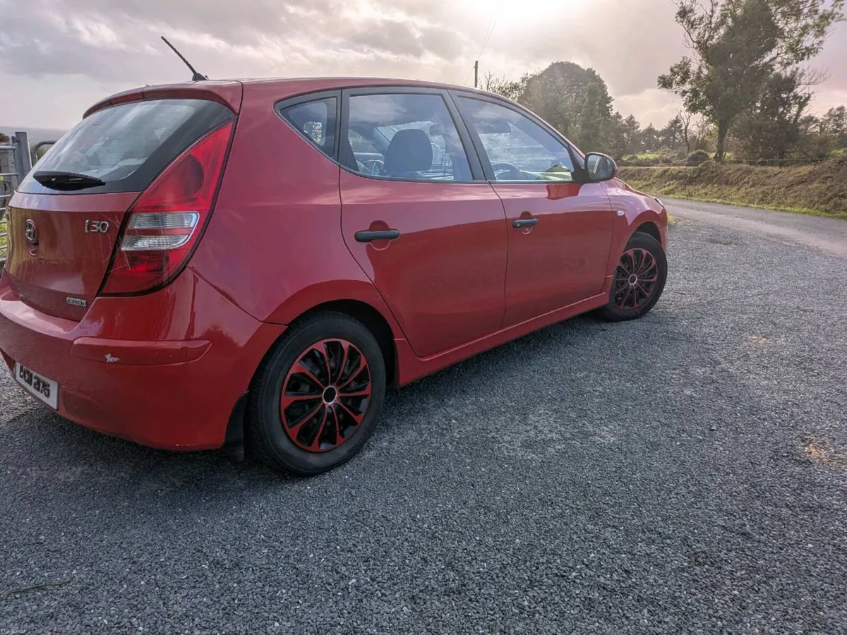 Hyundai i30 - Image 2