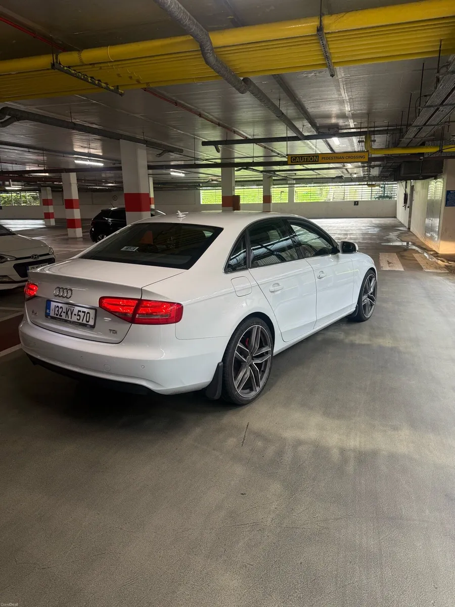 2013 Audi A4 - Image 2