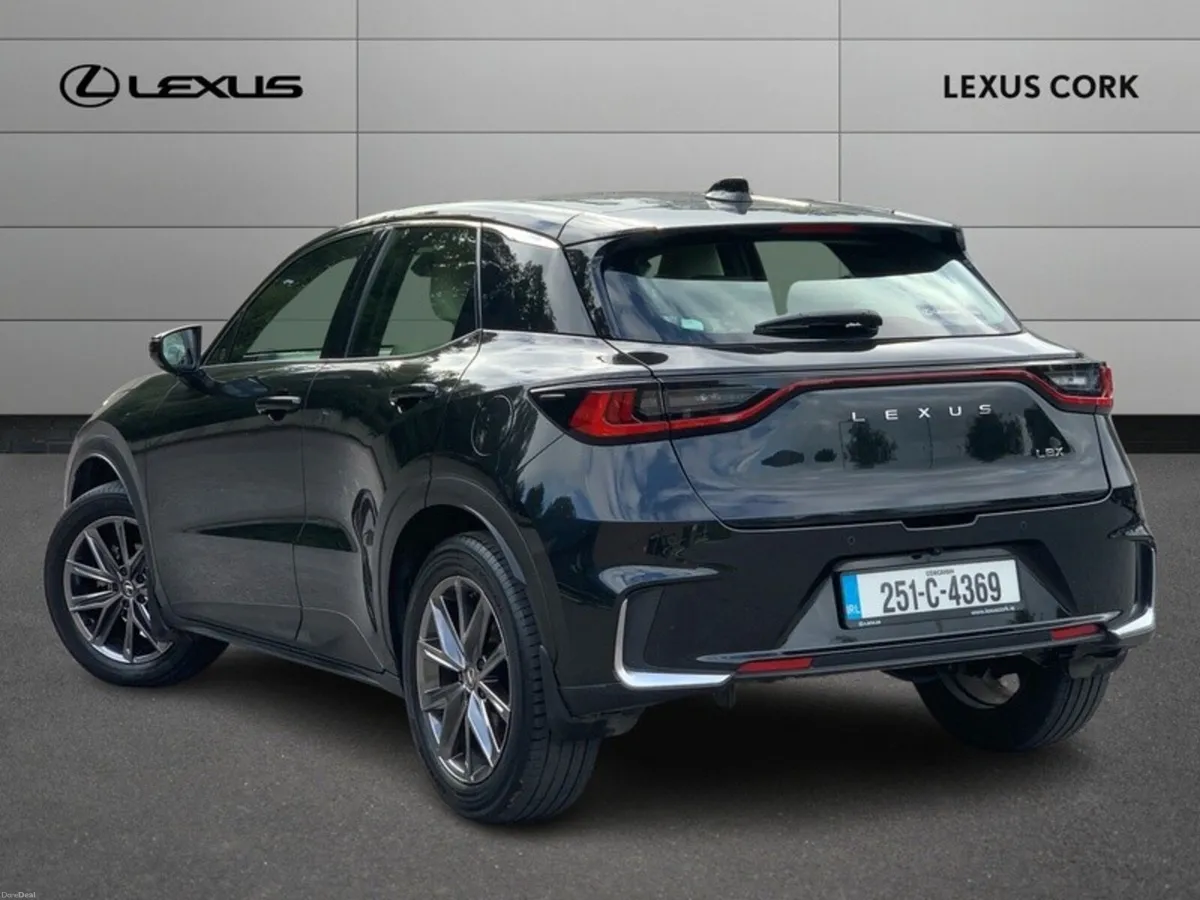 Lexus LBX LBX ELEGANT - Image 3