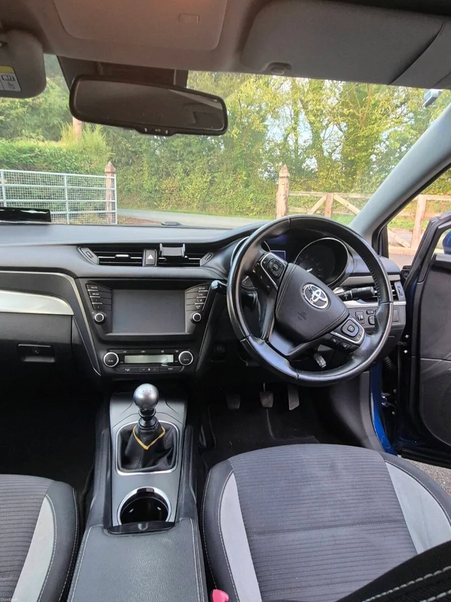 Toyota Avensis 152 - Image 6