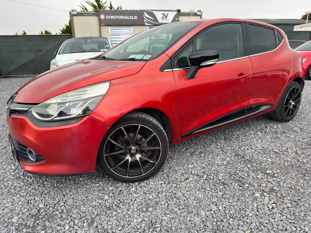 🔵 Renault Clio 1.2 Petrol Automatic Low Km - Image 2