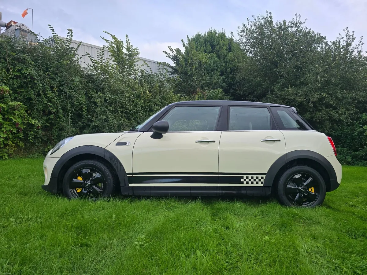 151 Mini One XT 1.5D   New Nct, Tax Low mill! - Image 2